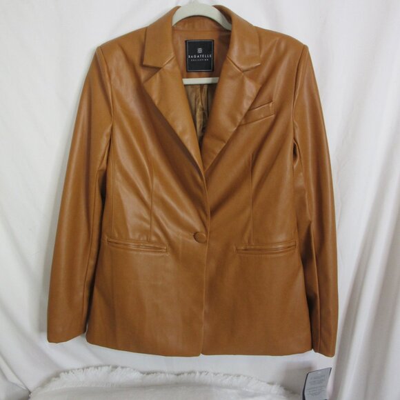 Bagatelle Faux Vegan Leather Structured One Button Blazer Brown Size Small NWT - Picture 12 of 12